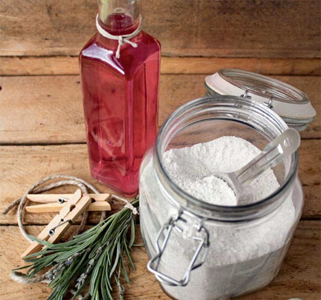 DIY - Lavender Fabric Softener for Amazing Smelling Clothes Naturally